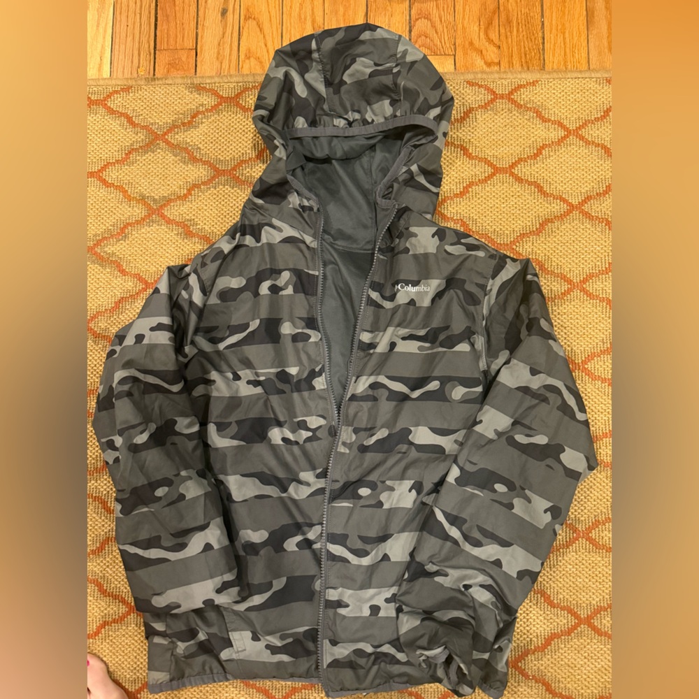 Boys Columbia Reversible Rain jacket size Medium/Large